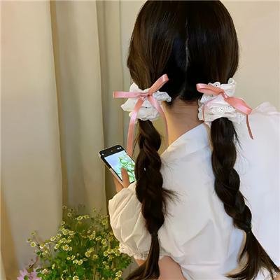 镜内情谜